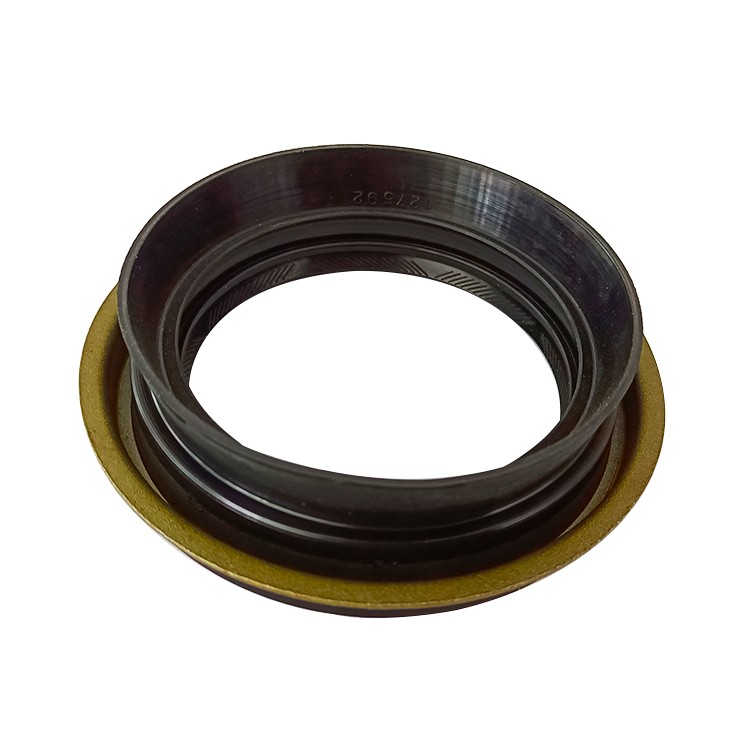 Construction Machinery Engine Oil Seal for Trucks CR26762 127592